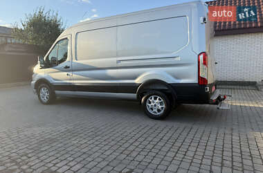 Грузовой фургон Ford Transit 2022 в 