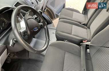 Грузовой фургон Ford Transit 2015 в 