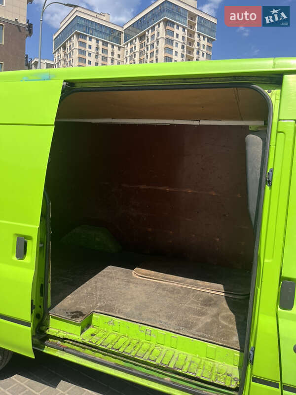 Грузовой фургон Ford Transit 2006 в Одессе фото 6 Грузовой фургон Ford Transit 2006 в Одессе