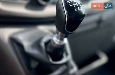 Грузовой фургон Ford Transit 2021 в 