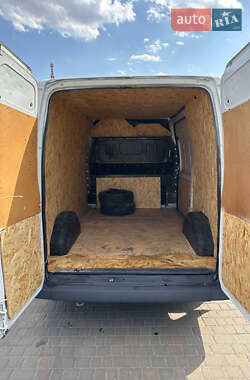 Грузовой фургон Ford Transit 2006 в 