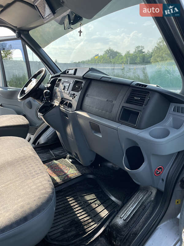 Вантажний фургон Ford Transit 2011 в Коростені фото 2 Вантажний фургон Ford Transit 2011 в Коростені