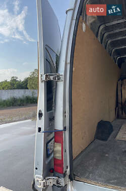 Грузовой фургон Ford Transit 2011 в 