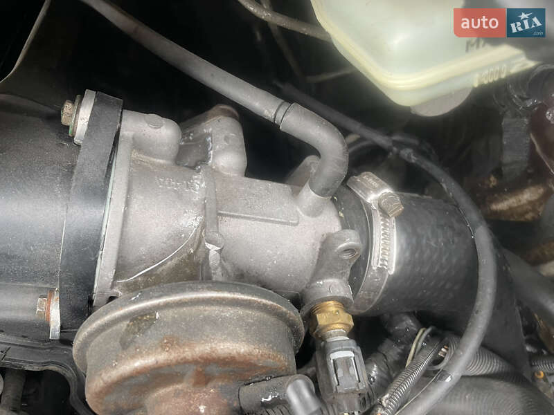 Грузовой фургон Ford Transit 2001 в Вишневом