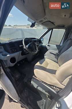Грузовой фургон Ford Transit 2007 в 