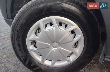 Грузовой фургон Ford Transit 2019 в 