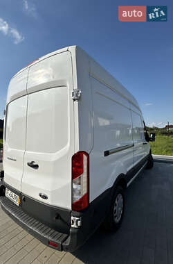 Грузовой фургон Ford Transit 2019 в 