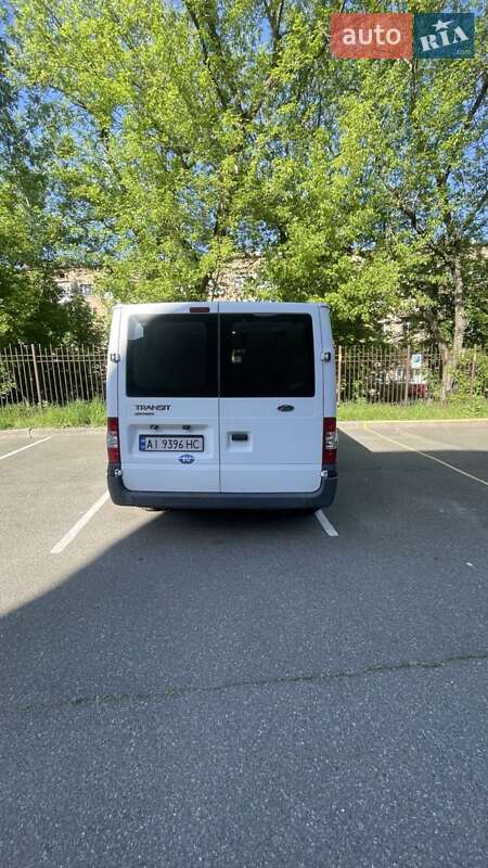 Грузовой фургон Ford Transit 2012 в Киеве