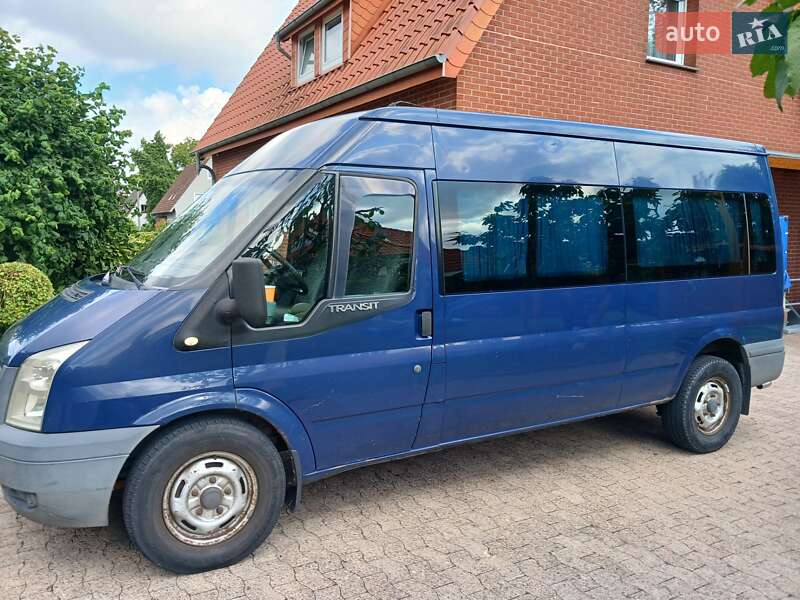 Микроавтобус Ford Transit 2007 в Радивилове