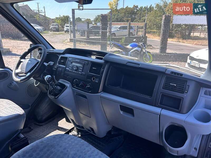 Вантажний фургон Ford Transit 2012 в Одесі