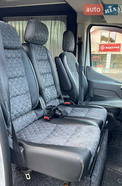 Грузопассажирский фургон Ford Transit 2015 в 