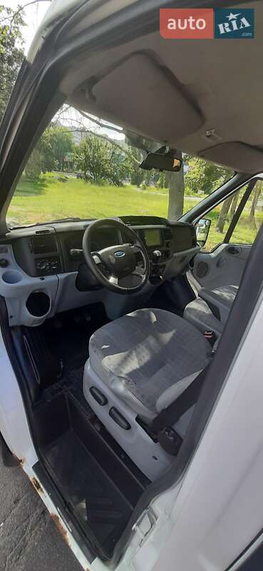 Микроавтобус Ford Transit 2007 в Золотоноше