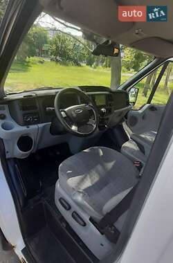 Микроавтобус Ford Transit 2007 в 