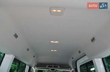 Микроавтобус Ford Transit 2017 в 