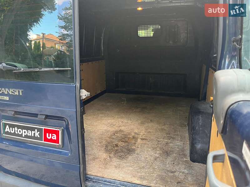 Грузовой фургон Ford Transit 2010 в Киеве