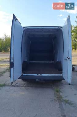 Грузовой фургон Ford Transit 2012 в 