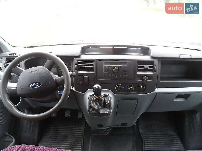 Микроавтобус Ford Transit 2007 в Новгород-Северском