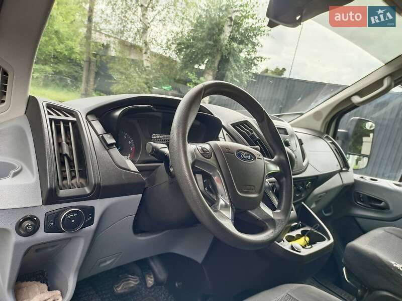 Тентований Ford Transit 2016 в Диканьці