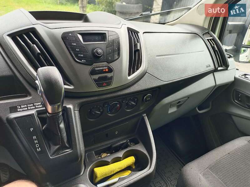 Тентований Ford Transit 2016 в Диканьці