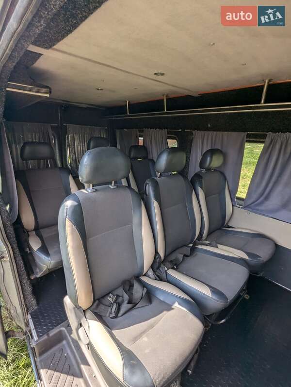 Микроавтобус Ford Transit 2002 в Яремче