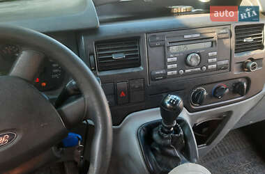 Грузовой фургон Ford Transit 2012 в 