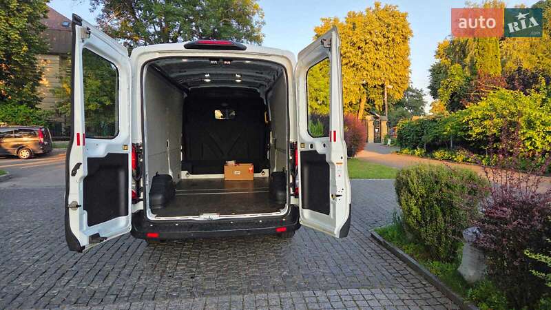 Вантажний фургон Ford Transit 2019 в Києві
