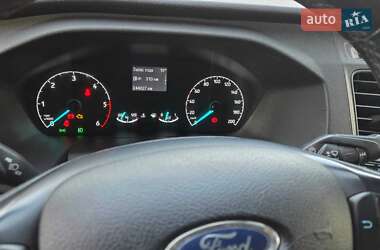Грузовой фургон Ford Transit 2019 в 