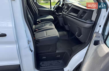 Грузовой фургон Ford Transit 2021 в 