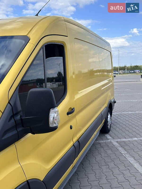 Грузовой фургон Ford Transit 2016 в Коцюбинском