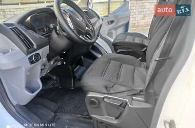 Грузовой фургон Ford Transit 2017 в 