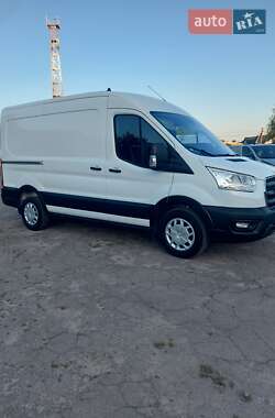 Грузовой фургон Ford Transit 2020 в Млинове