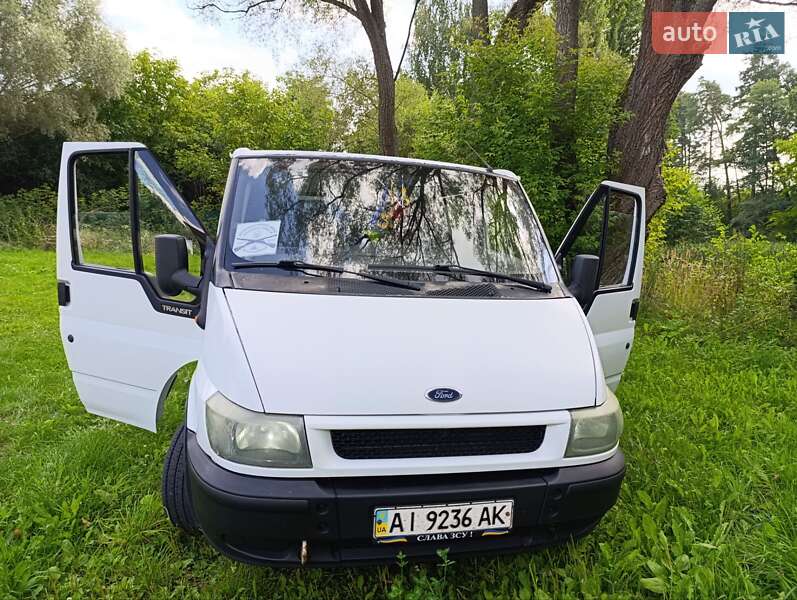 Грузопассажирский фургон Ford Transit 2000 в Боярке