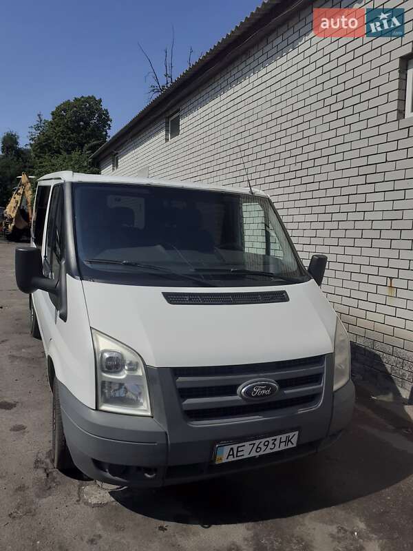 Другие автобусы Ford Transit 2010 в 
