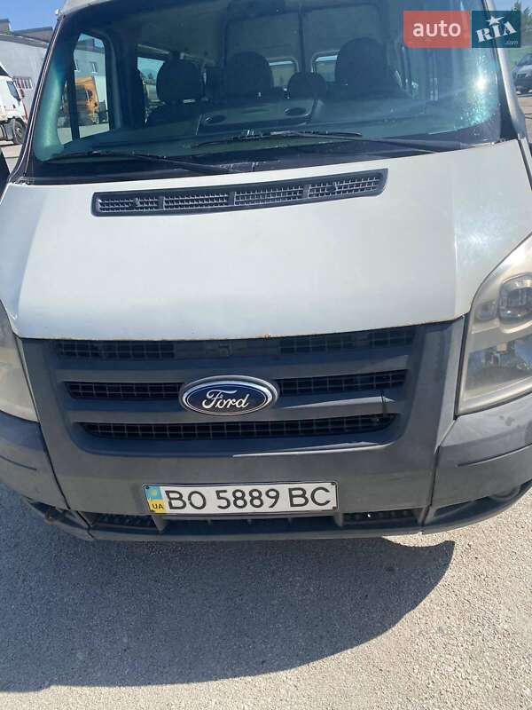 Грузопассажирский фургон Ford Transit 2007 в Тернополе