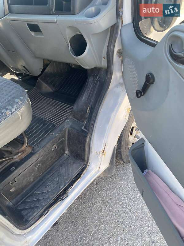 Грузопассажирский фургон Ford Transit 2007 в Тернополе