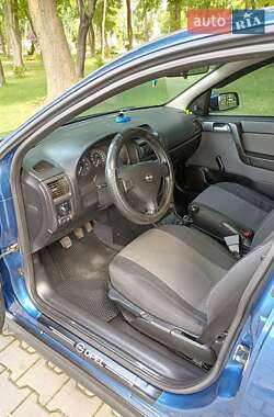 Грузопассажирский фургон Ford Transit 2005 в 
