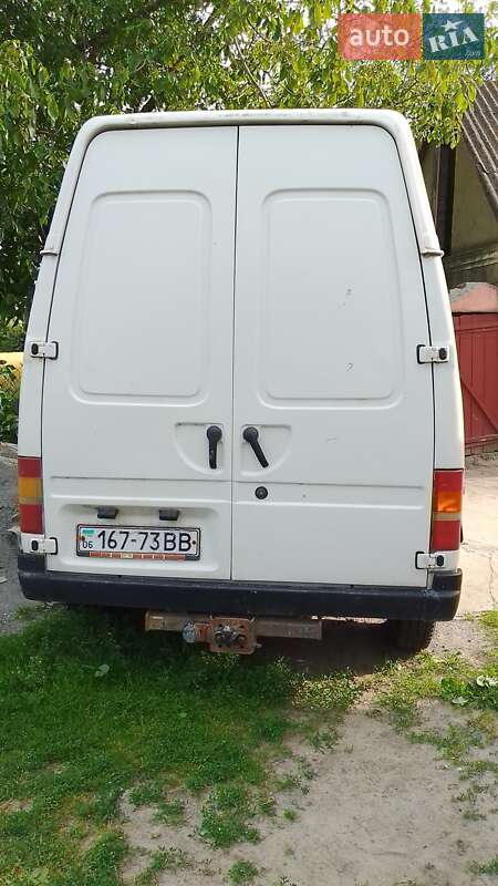 Грузовой фургон Ford Transit 1989 в Ровно