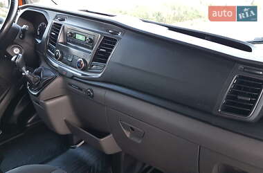 Микроавтобус Ford Transit 2019 в 