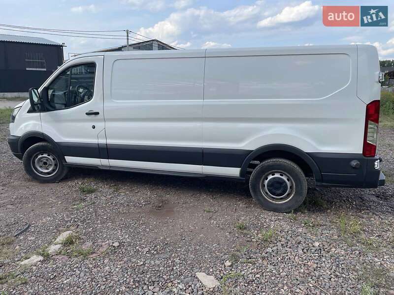 Вантажний фургон Ford Transit 2017 в Києві
