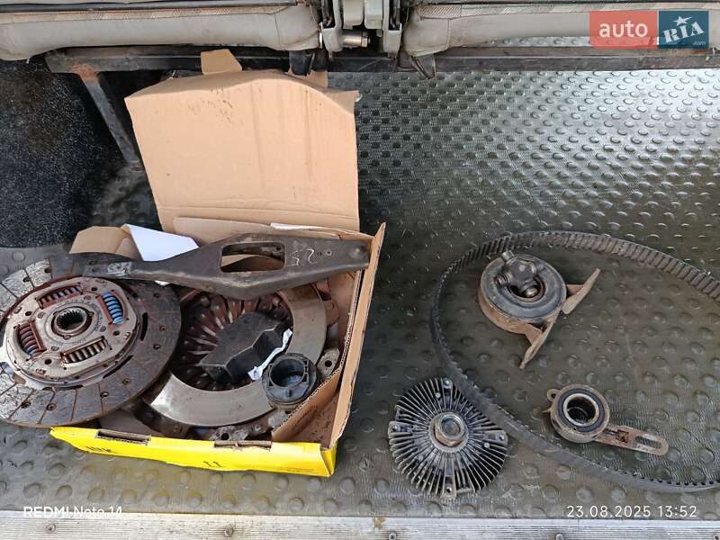 Мікроавтобус Ford Transit 2000 в Житомирі