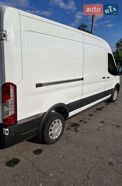 Вантажний фургон Ford Transit 2020 в 