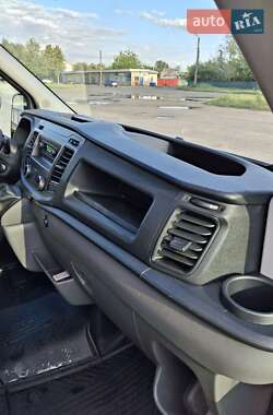 Вантажний фургон Ford Transit 2020 в 