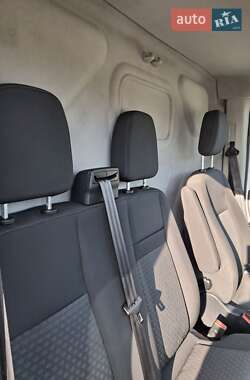 Вантажний фургон Ford Transit 2020 в 