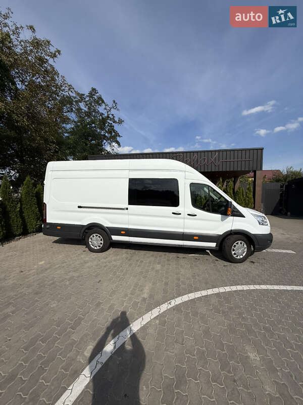 Грузопассажирский фургон Ford Transit 2016 в 