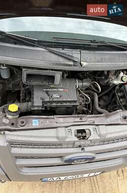 Грузовой фургон Ford Transit 2008 в 