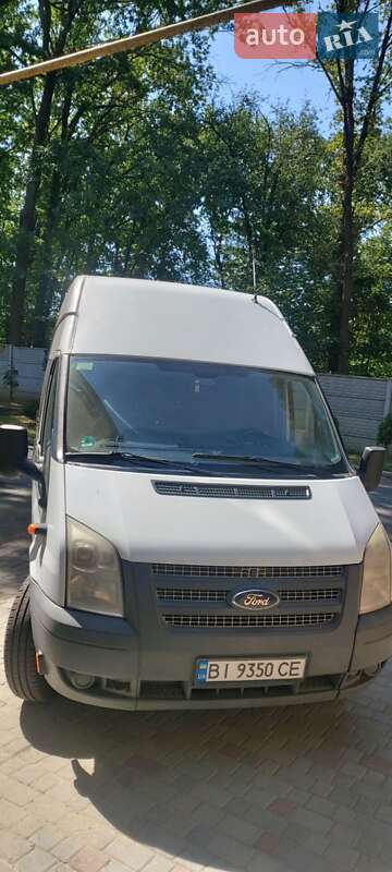 Ford Transit 2011