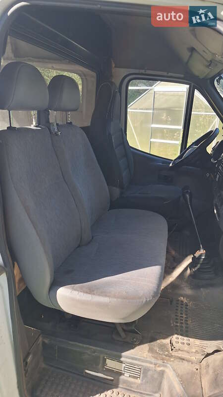 Вантажний фургон Ford Transit 1998 в Кролевці