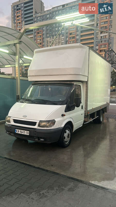 Ford Transit 2004