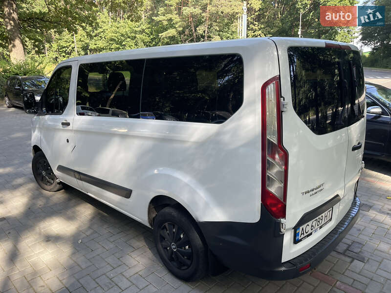 Минивэн Ford Transit 2013 в Киверцах
