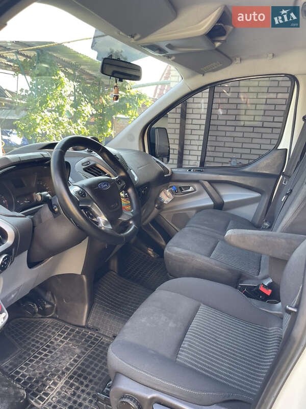 Минивэн Ford Transit 2013 в Киверцах